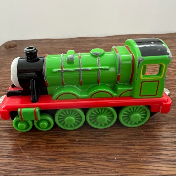 HENRY and TENDER Thomas The Train Friends Take n Play Along Die Cast Metal Cars - Picture 4 of 11